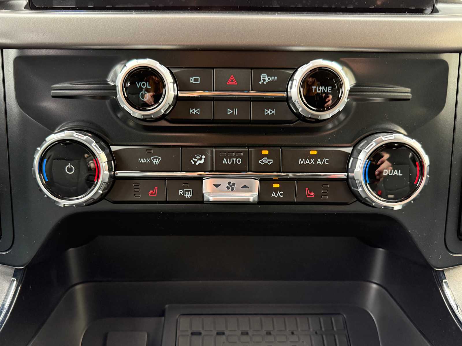 Thumbnail: 2025 Ford F-150 - 17