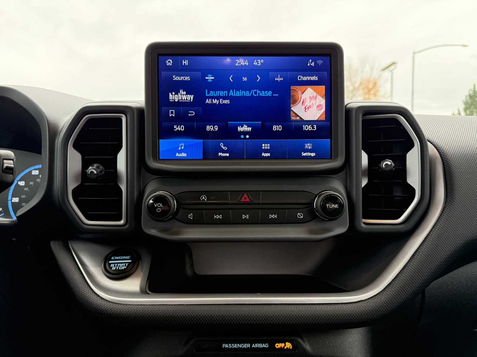 Thumbnail: 2024 Ford Bronco Sport - 16