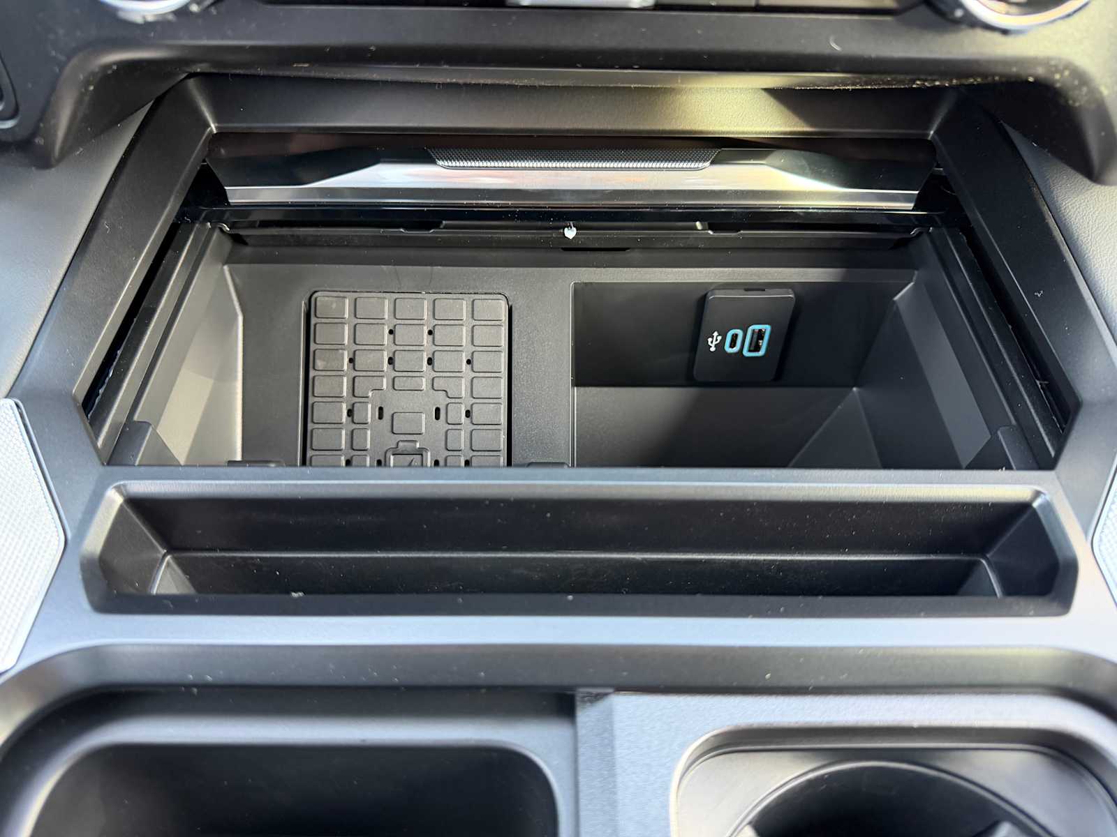 Thumbnail: 2026 Ford F-350 - 21