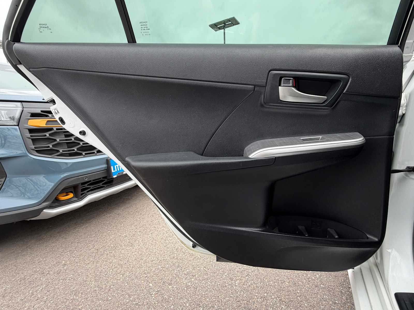 Thumbnail: 2012 Toyota Camry - 25