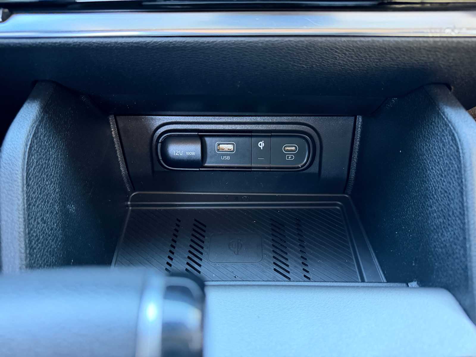 Thumbnail: 2024 Kia Sportage - 17