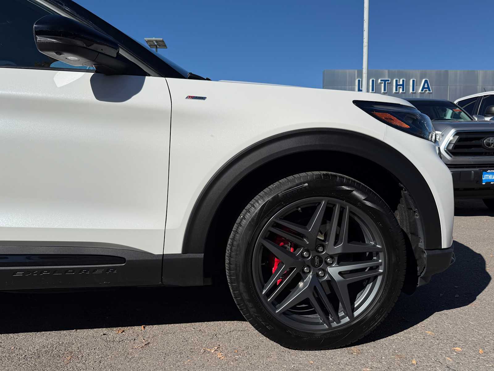 Thumbnail: 2025 Ford Explorer - 5