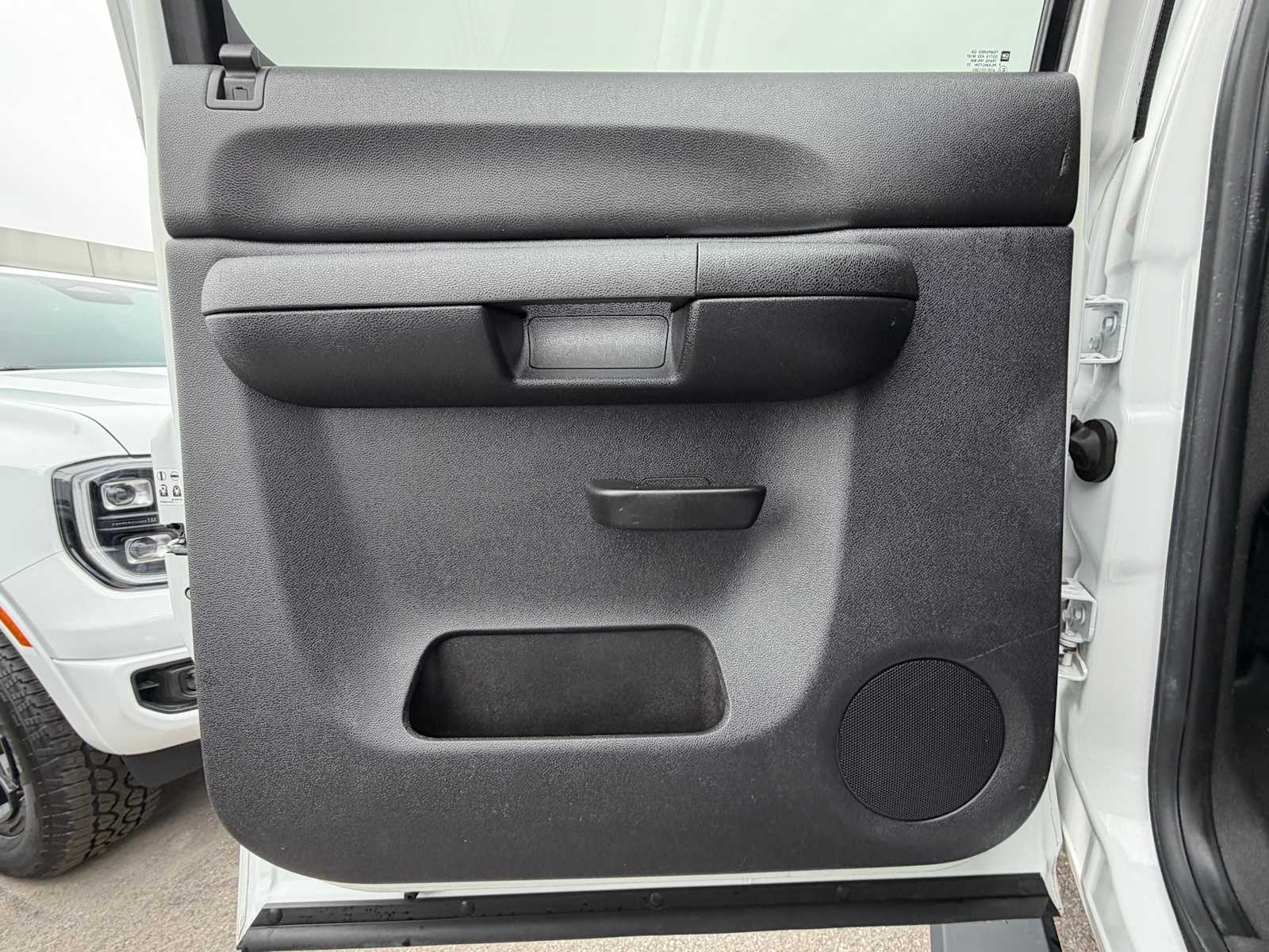 Thumbnail: 2009 GMC Sierra 2500 - 22