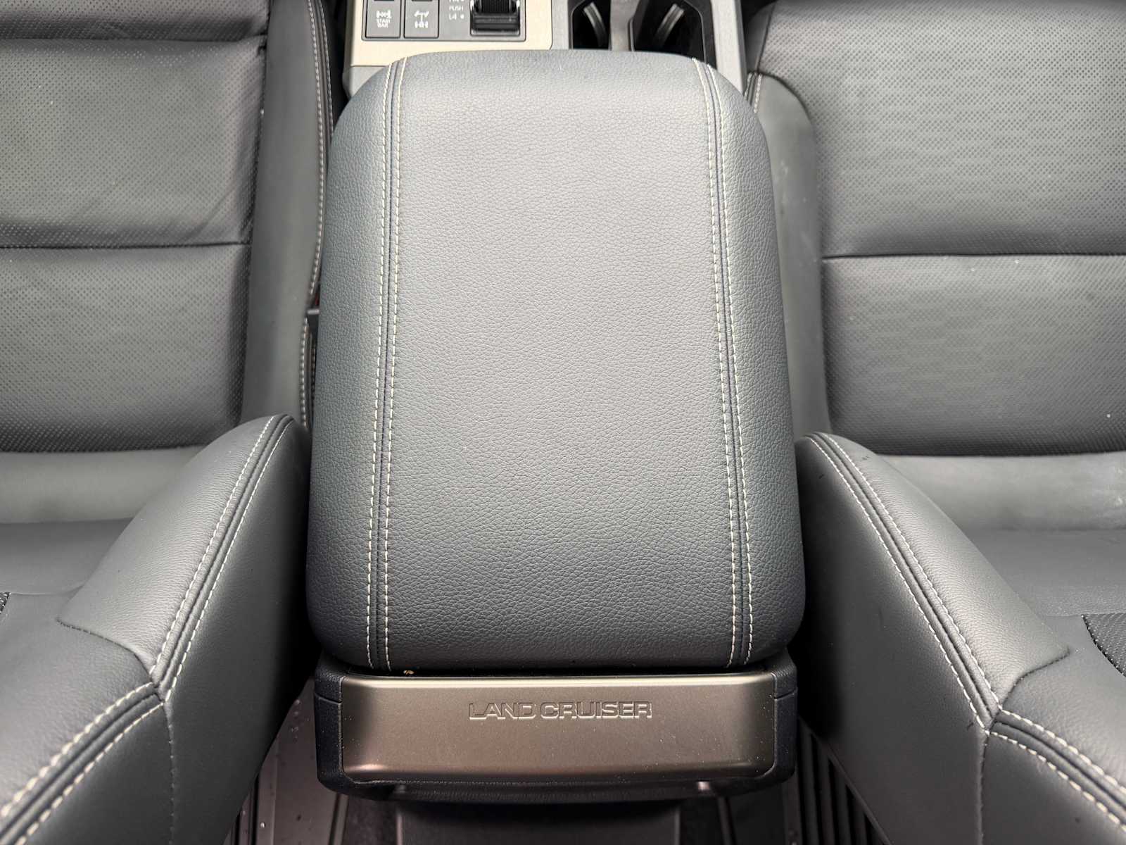 Thumbnail: 2025 Toyota Land Cruiser - 21