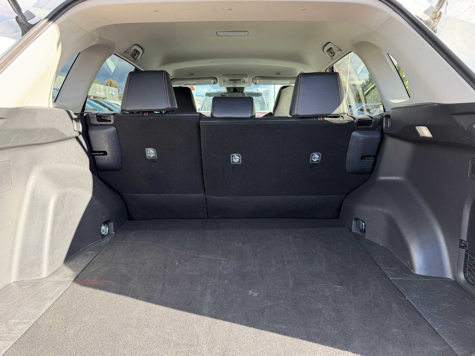 Thumbnail: 2024 Toyota RAV4 - 10