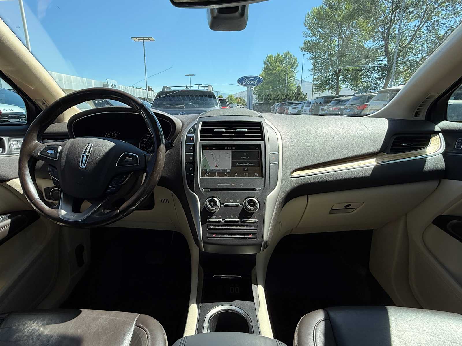 Thumbnail: 2016 Lincoln MKC - 28