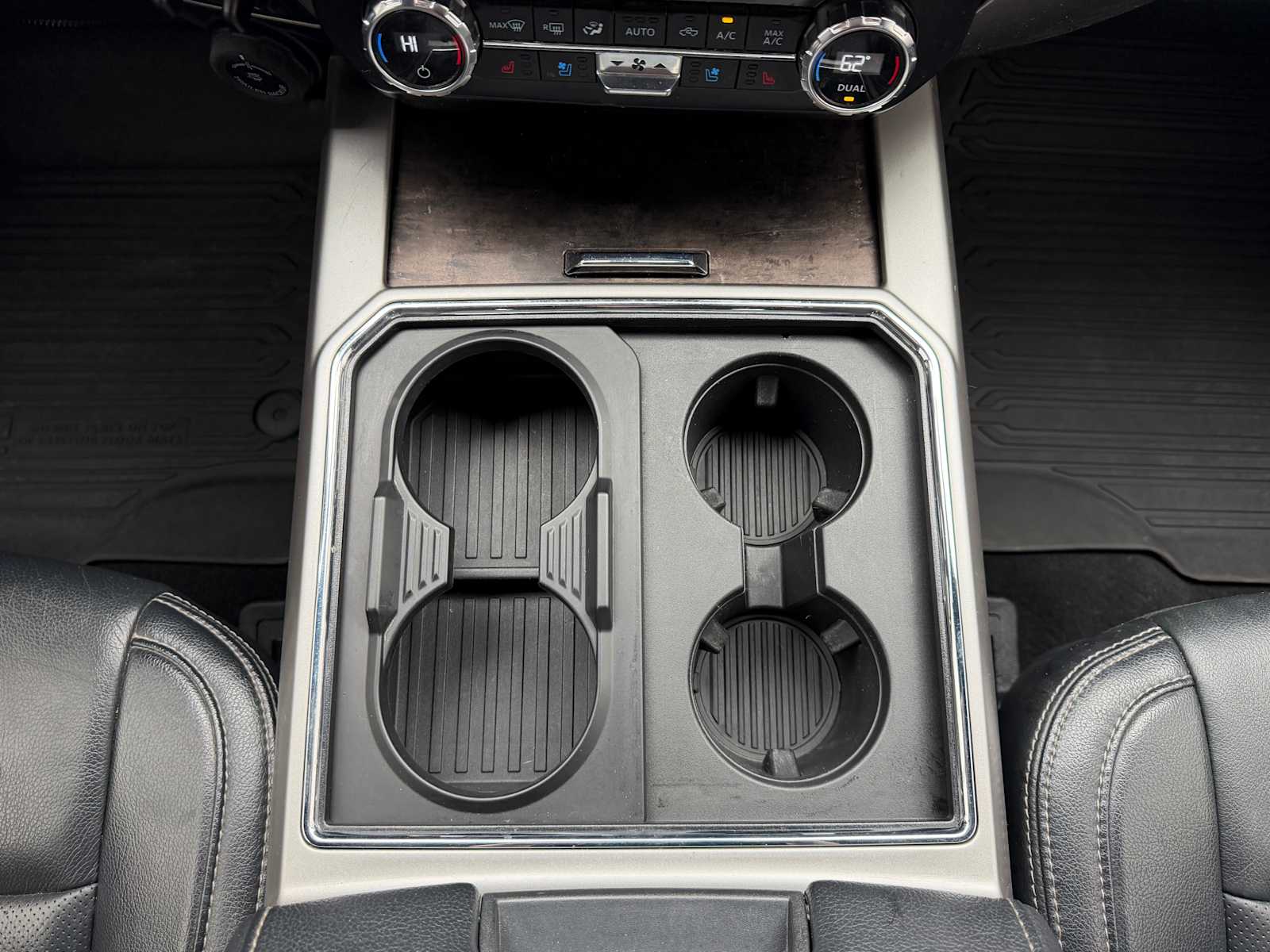 Thumbnail: 2022 Ford Econoline - 23