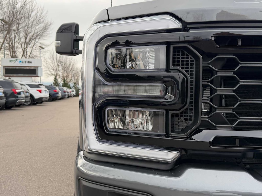 New 2026 Ford F-350 Lariat Truck Crew Cab