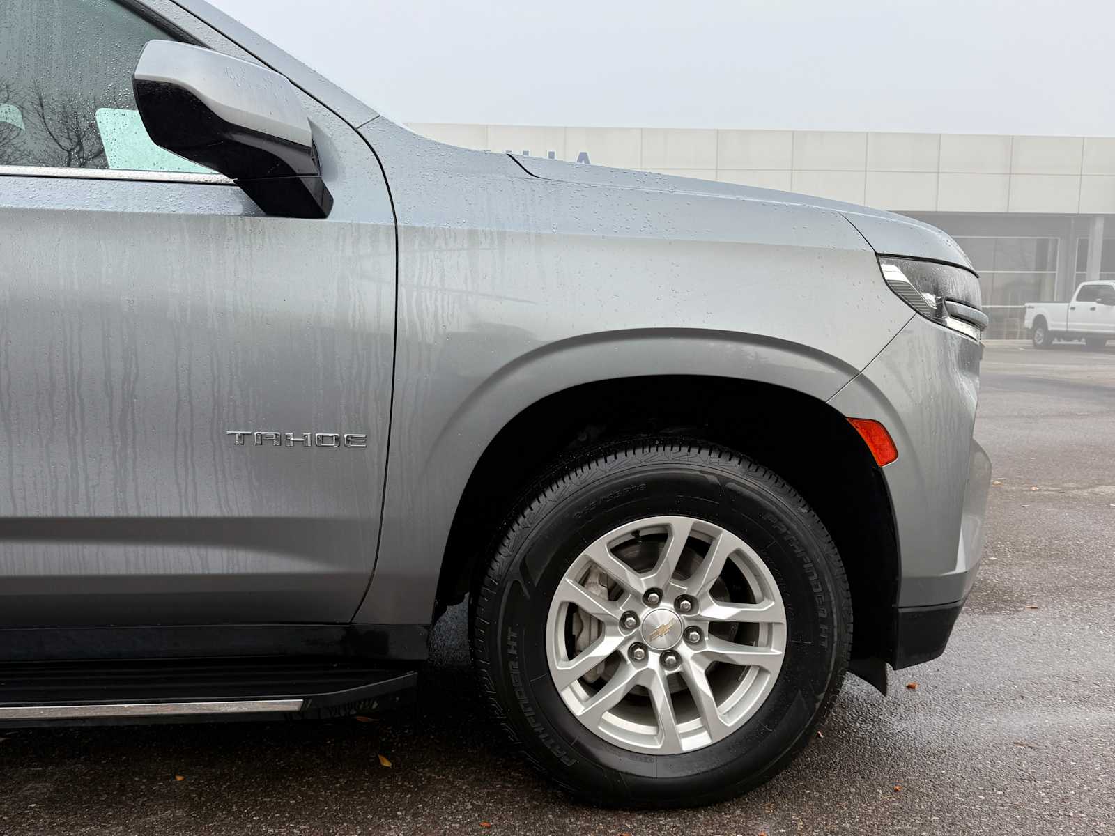 Thumbnail: 2023 Chevrolet Tahoe - 5