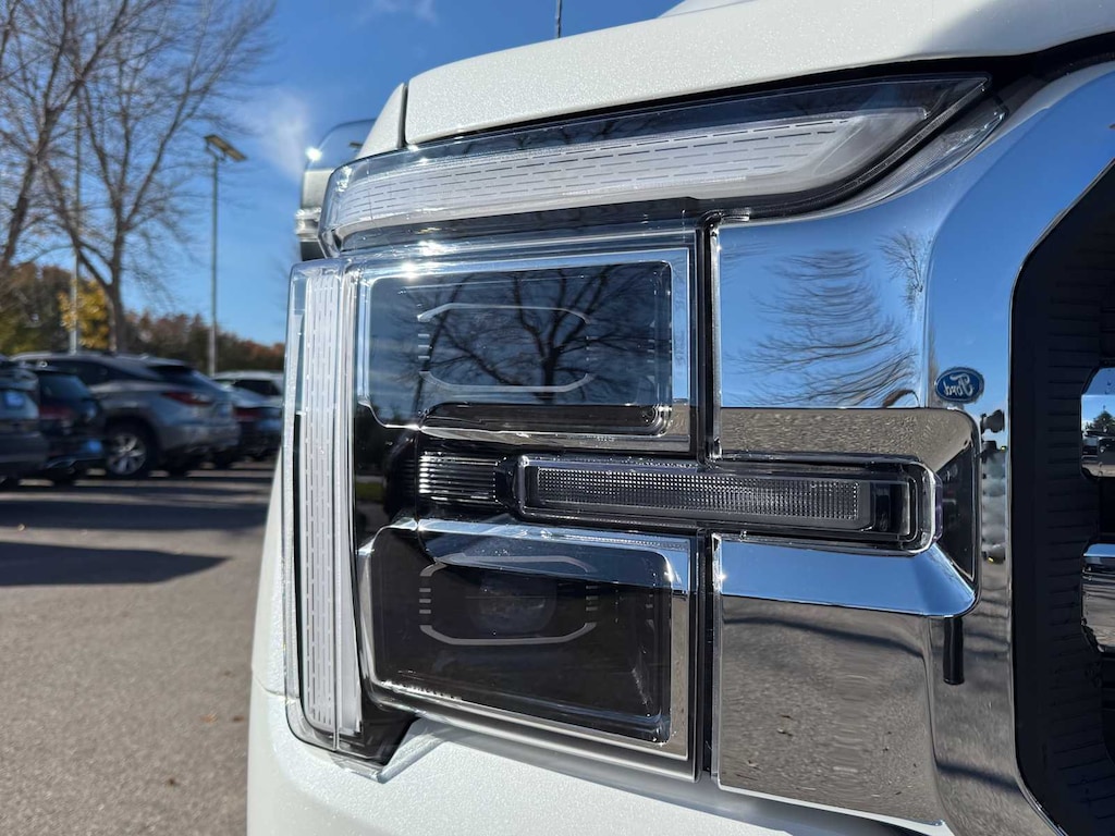 New 2025 Ford F-150 Lariat Truck SuperCrew Cab