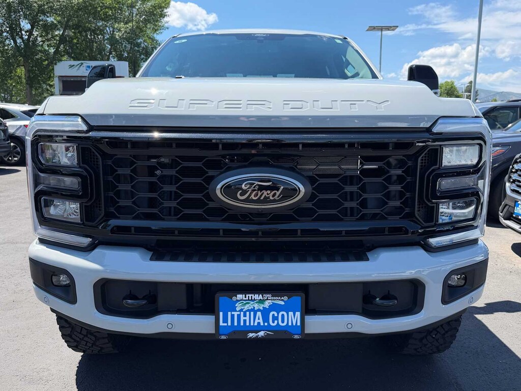 New 2026 Ford F-250 Lariat Truck Crew Cab