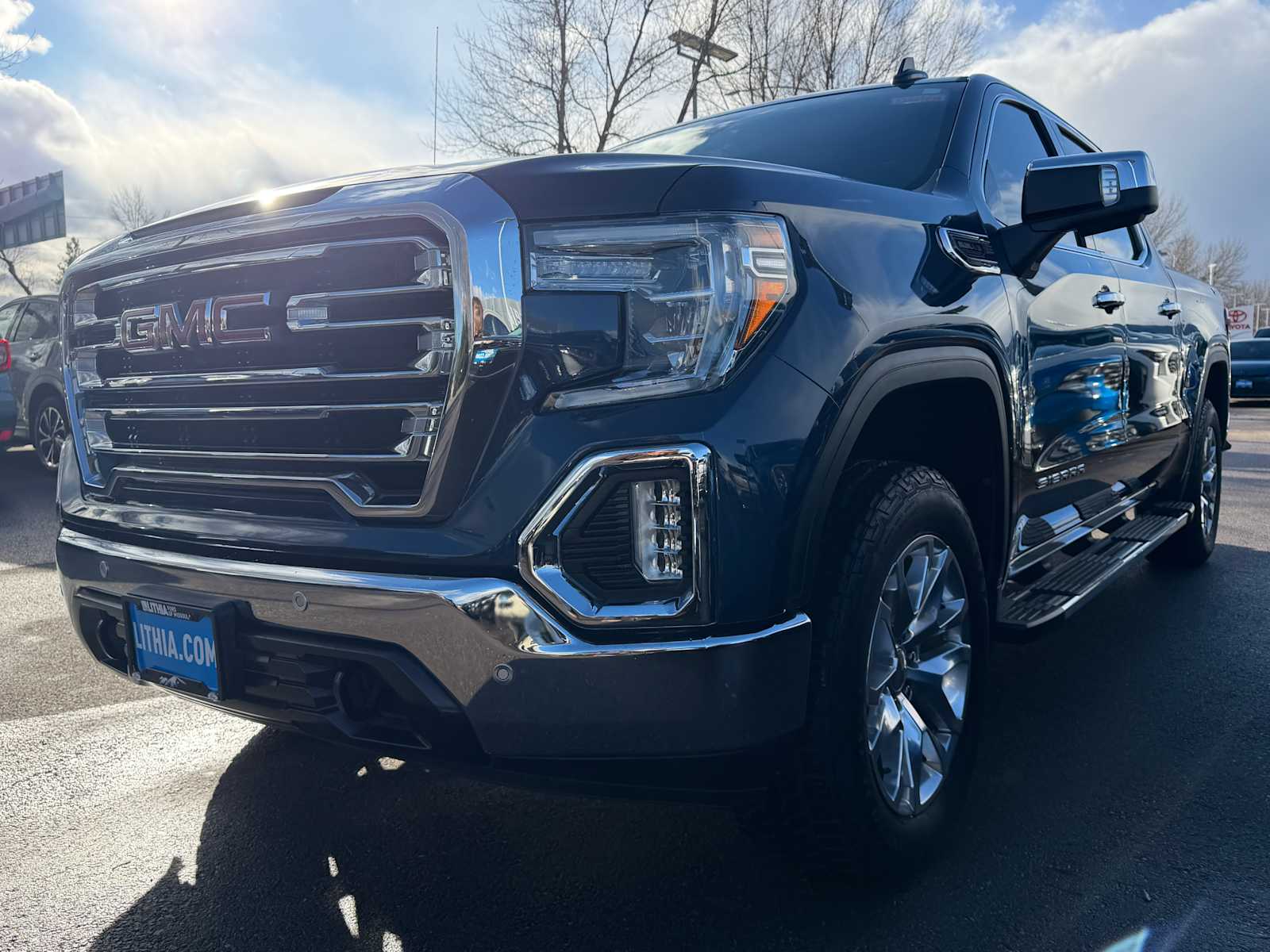 2019 GMC Sierra 1500 SLT's photo