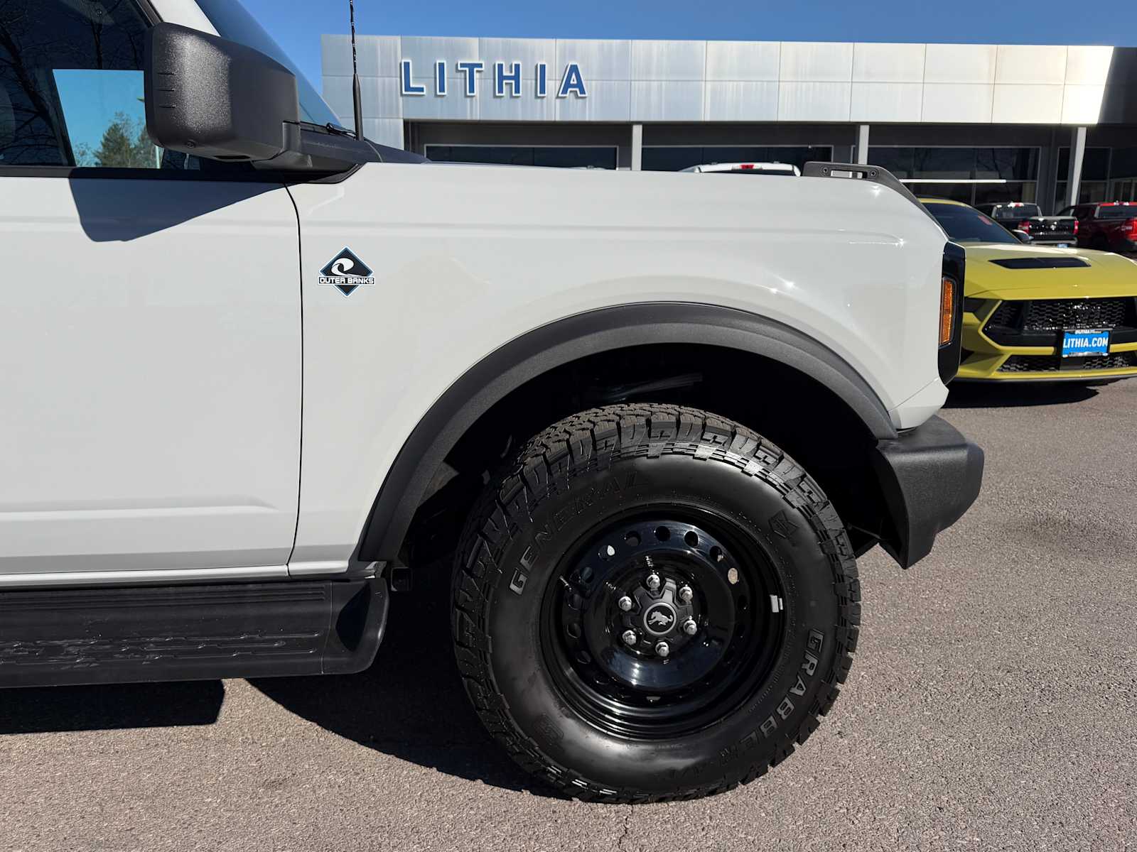 Thumbnail: 2026 Ford Bronco - 5