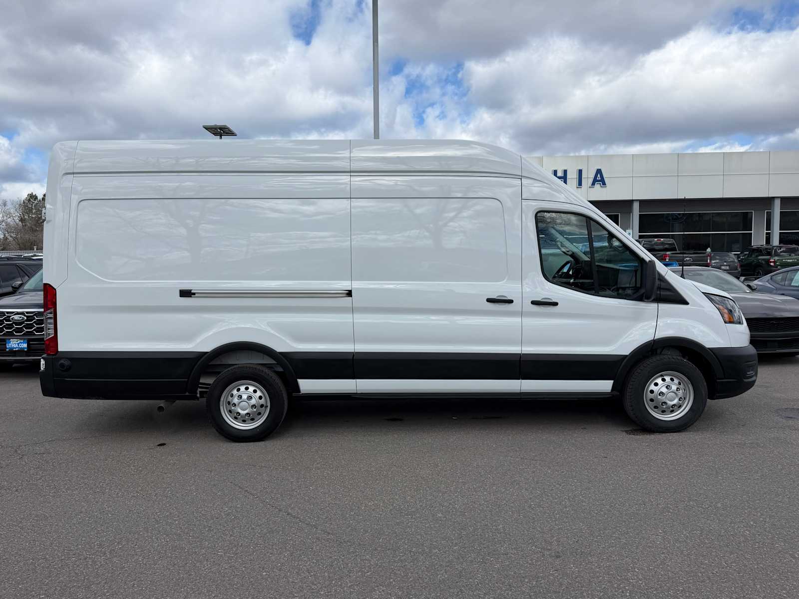 Thumbnail: 2026 Ford Transit Series - 6