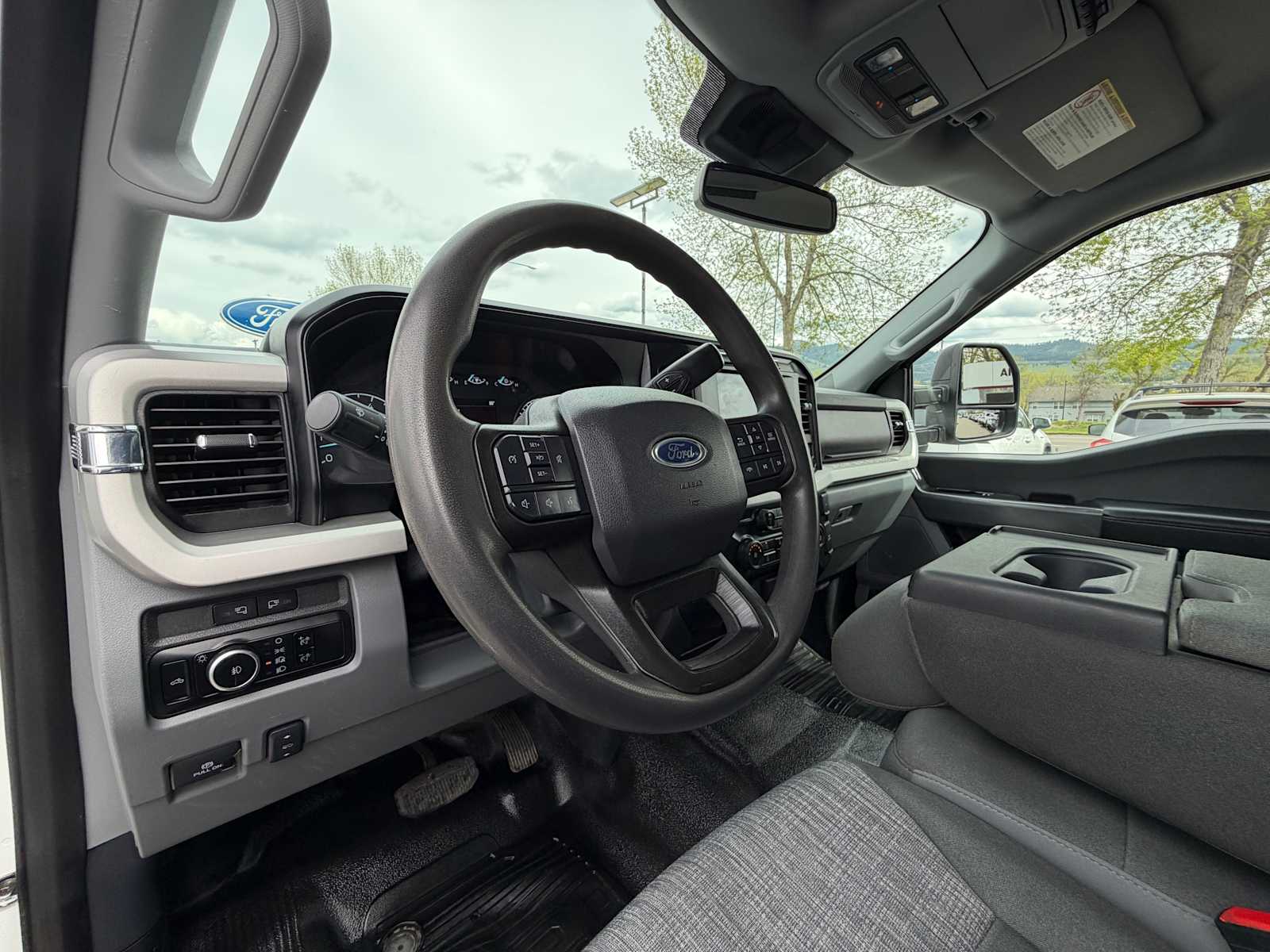 Thumbnail: 2023 Ford Econoline - 14