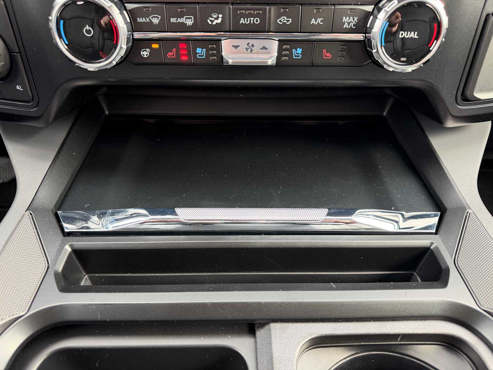 Thumbnail: 2026 Ford F-350 - 18