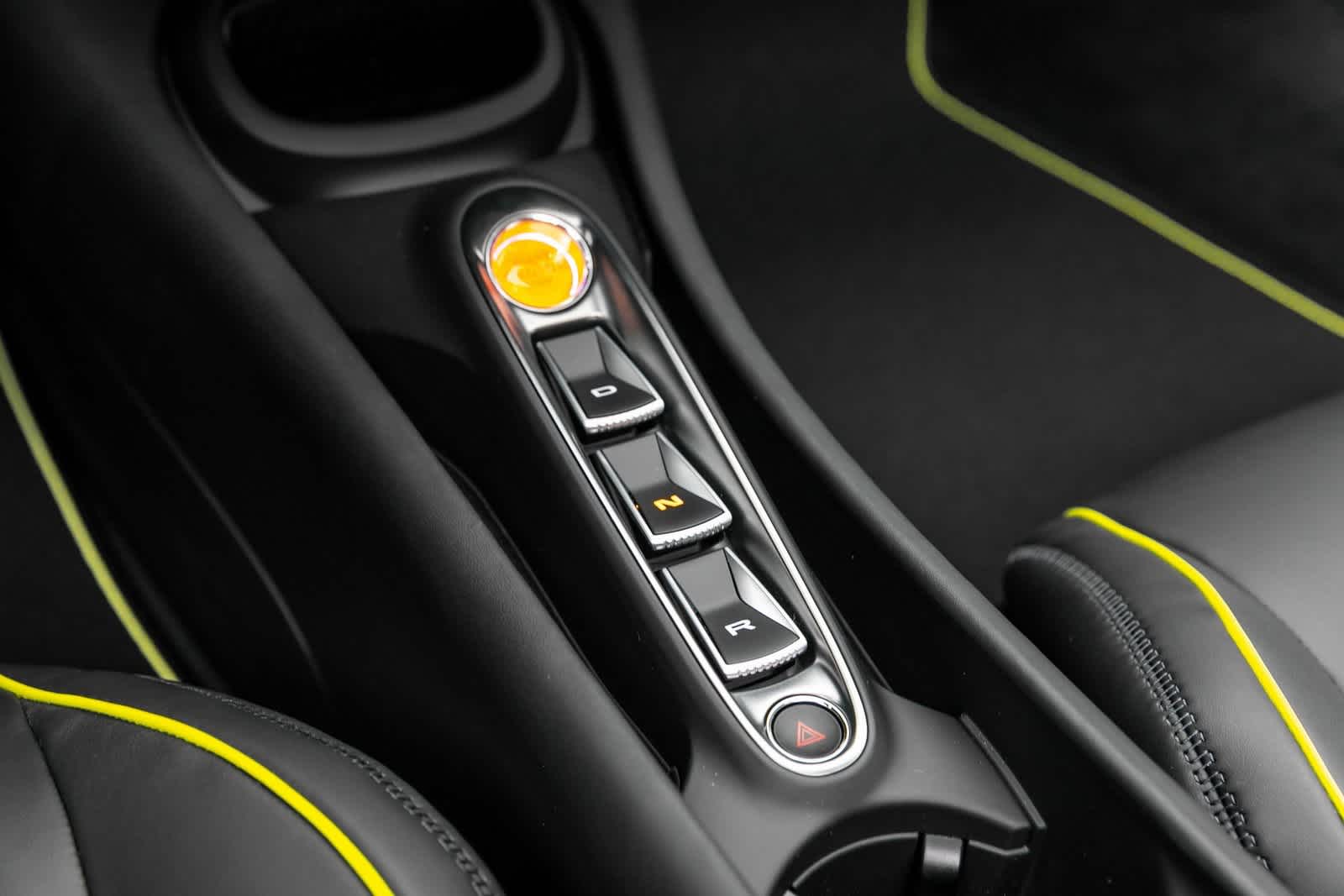 Thumbnail: 2025 Mclaren Artura - 17