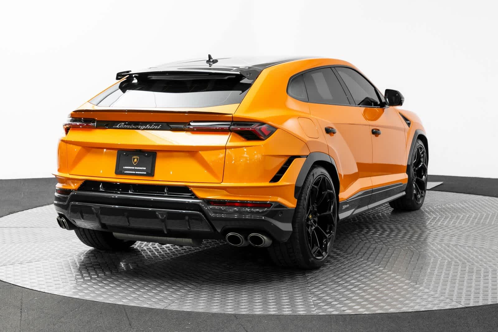 Thumbnail: 2024 Lamborghini Urus - 4