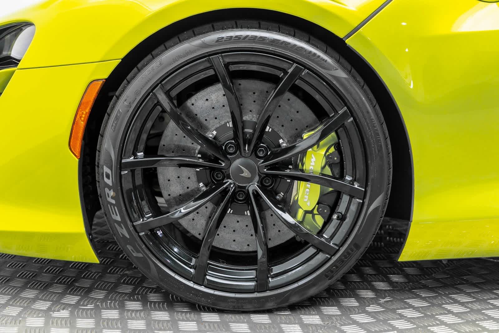 Thumbnail: 2025 Mclaren Artura - 8