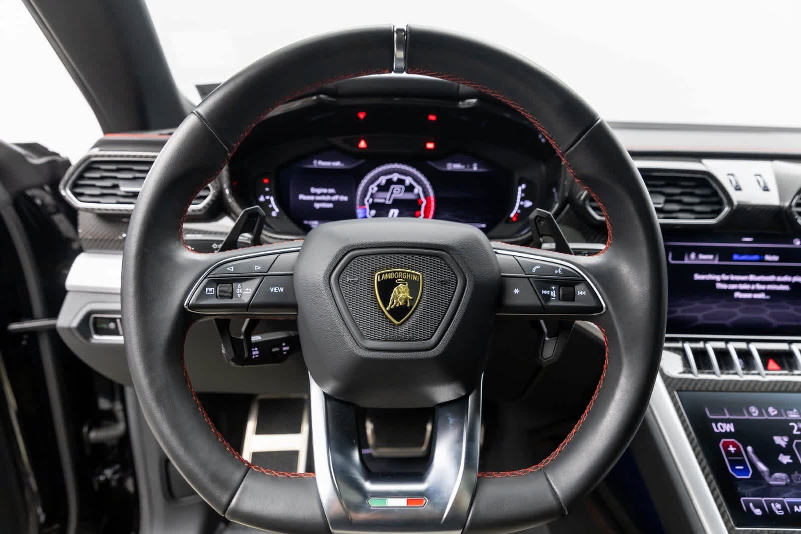 Thumbnail: 2020 Lamborghini Urus - 14
