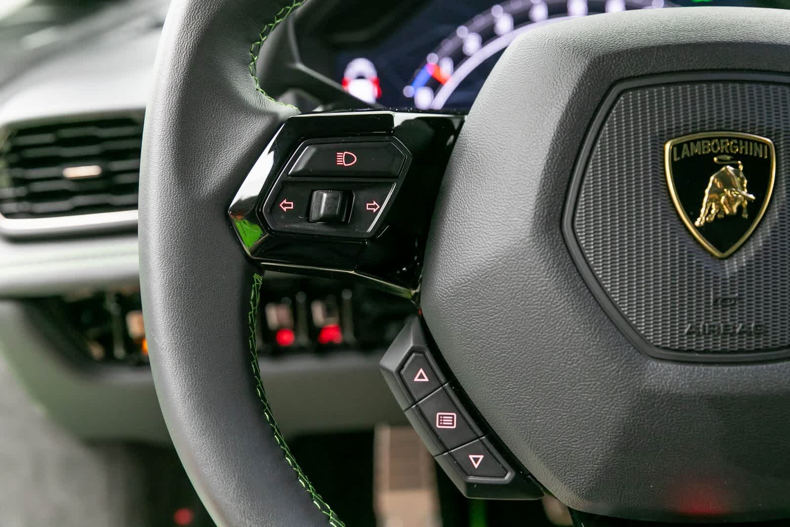 Thumbnail: 2023 Lamborghini Huracan - 26