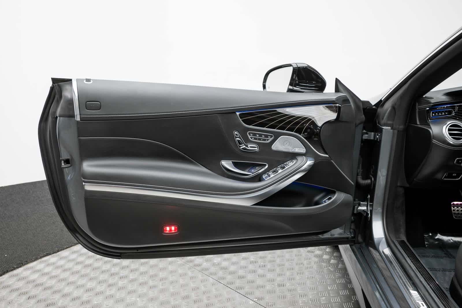 Thumbnail: 2017 Mercedes-Benz S-Class - 21