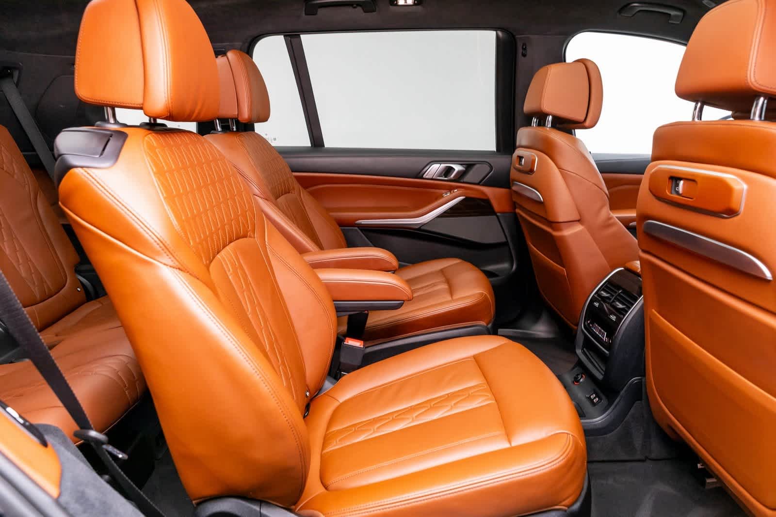 Thumbnail: 2023 BMW X7 - 20