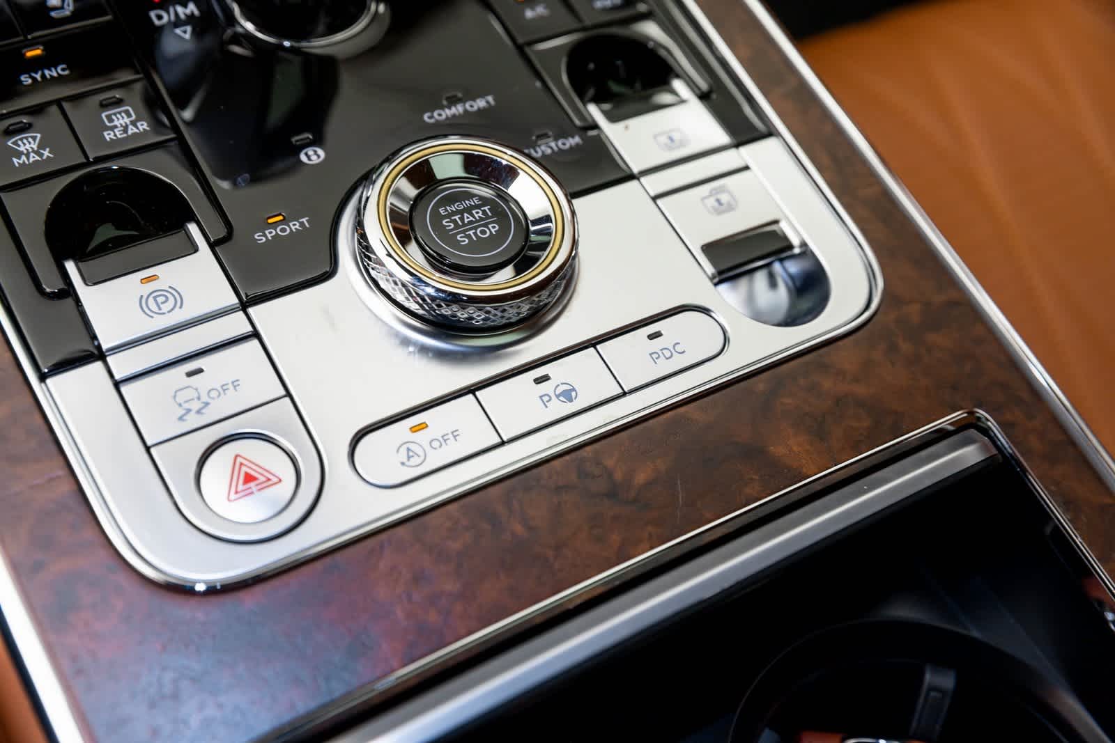 Thumbnail: 2023 Bentley Flying Spur - 40