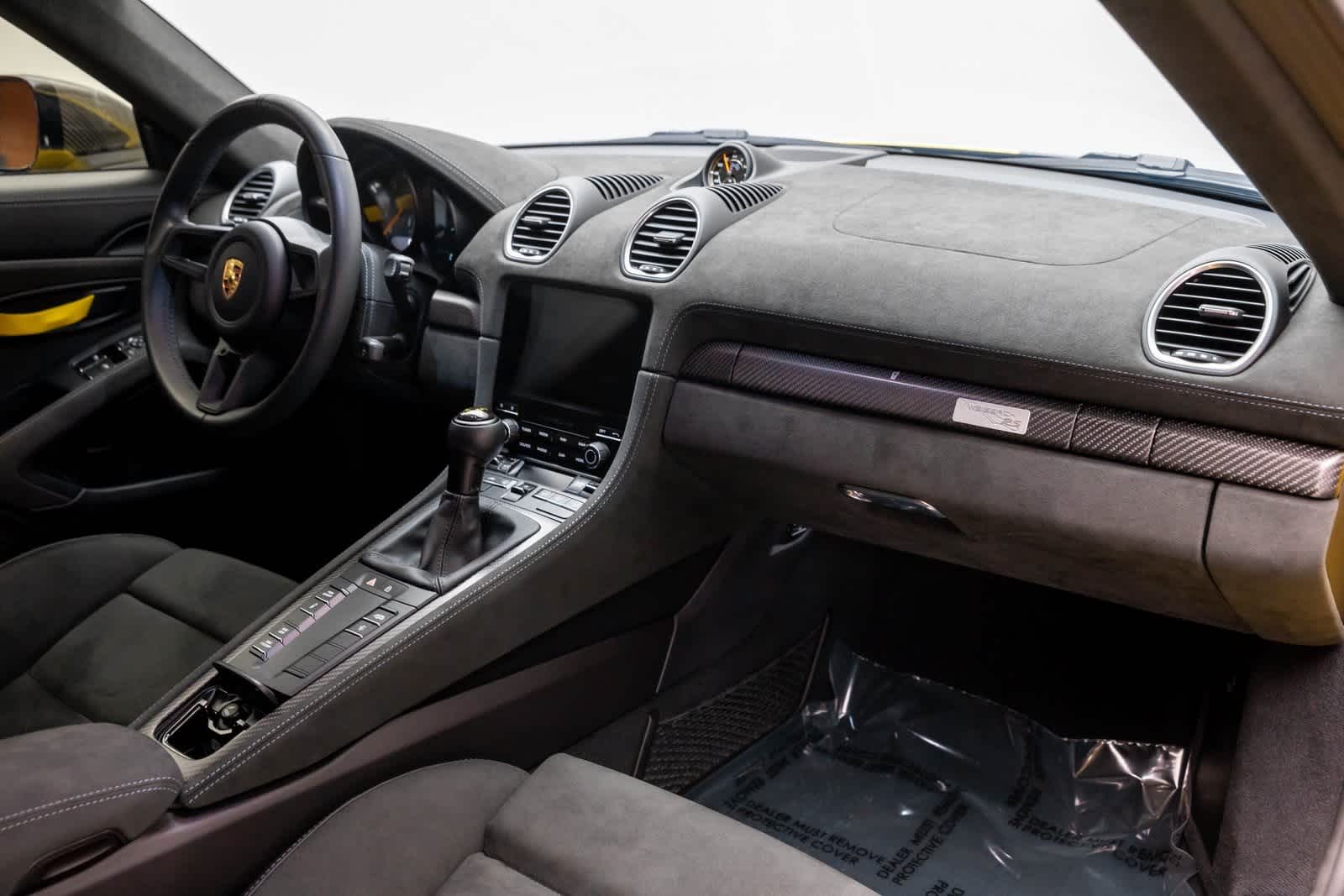 Thumbnail: 2024 Porsche 718 Cayman - 40