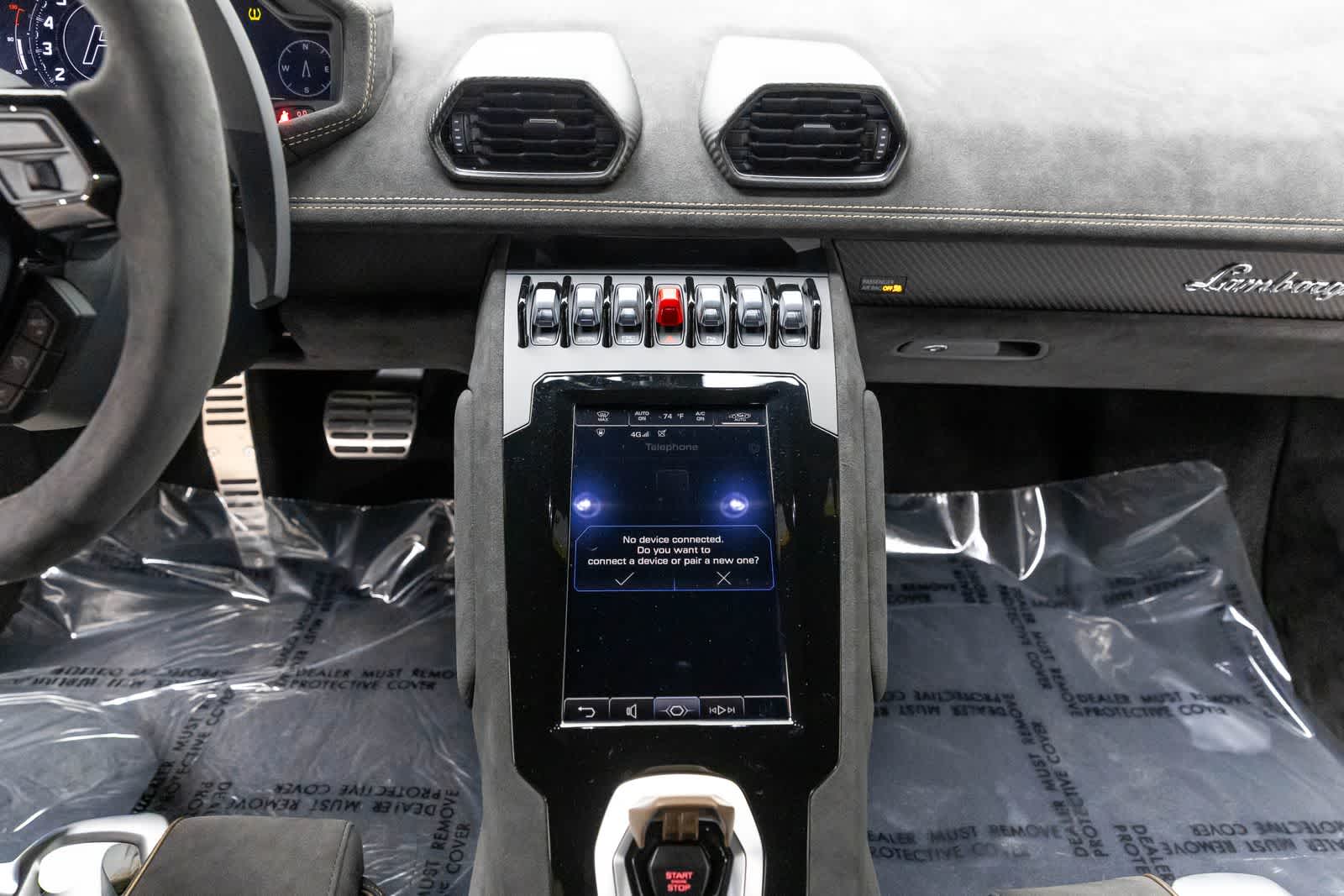 Thumbnail: 2024 Lamborghini Huracan - 10