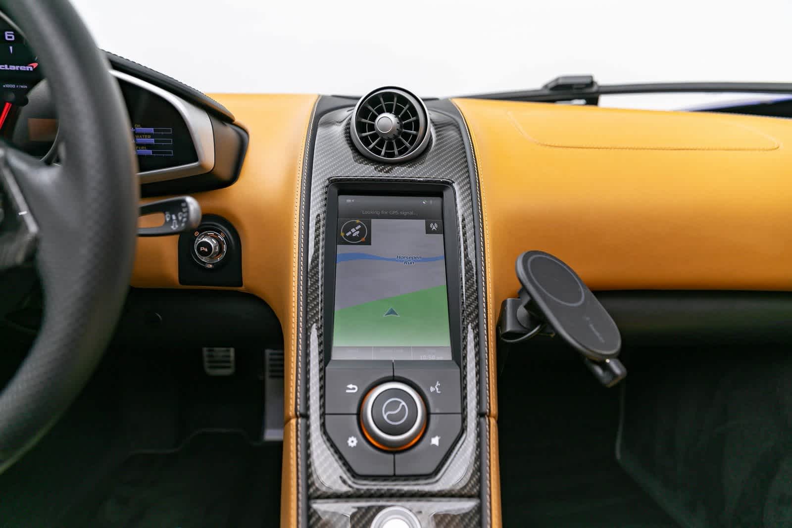 Thumbnail: 2015 Mclaren  - 10