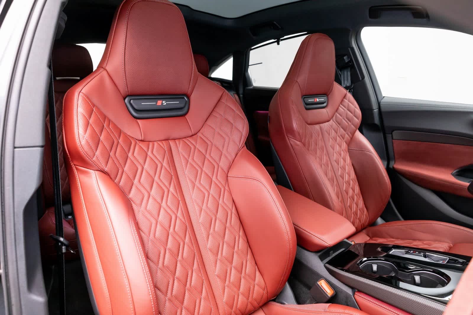 Thumbnail: 2025 Audi S5 - 17