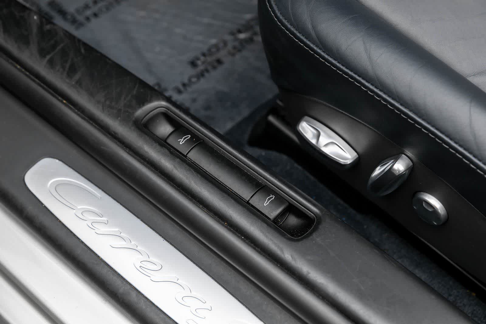 Thumbnail: 2007 Porsche 911 - 28