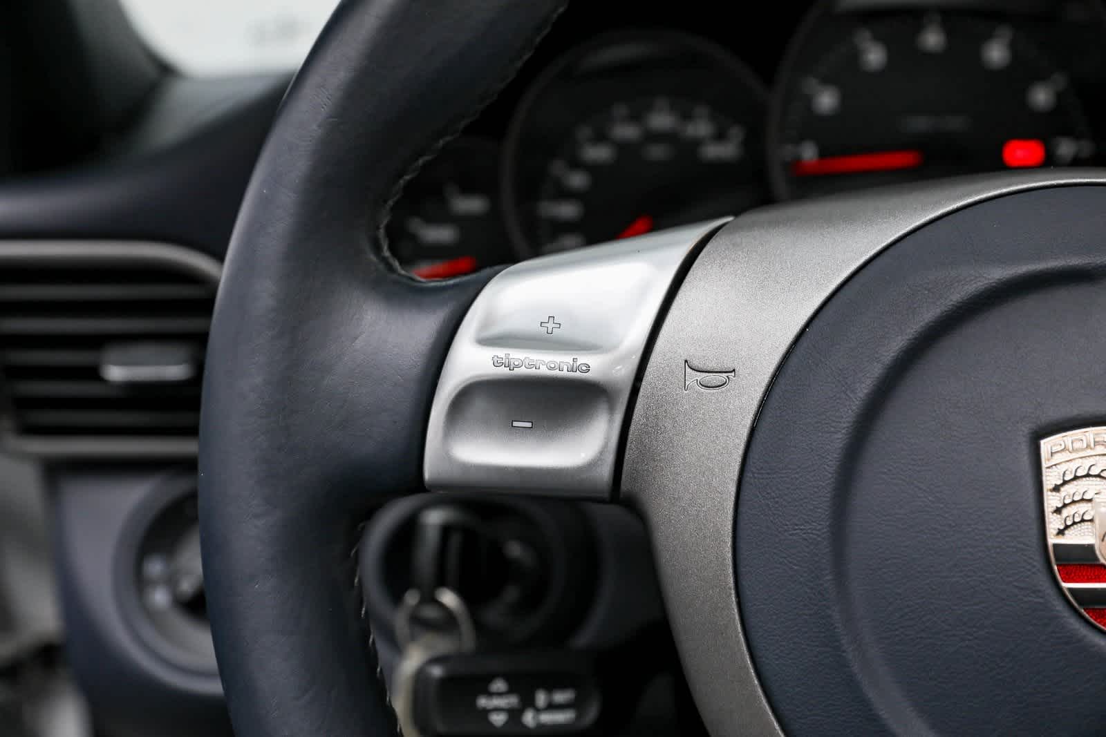 Thumbnail: 2007 Porsche 911 - 32