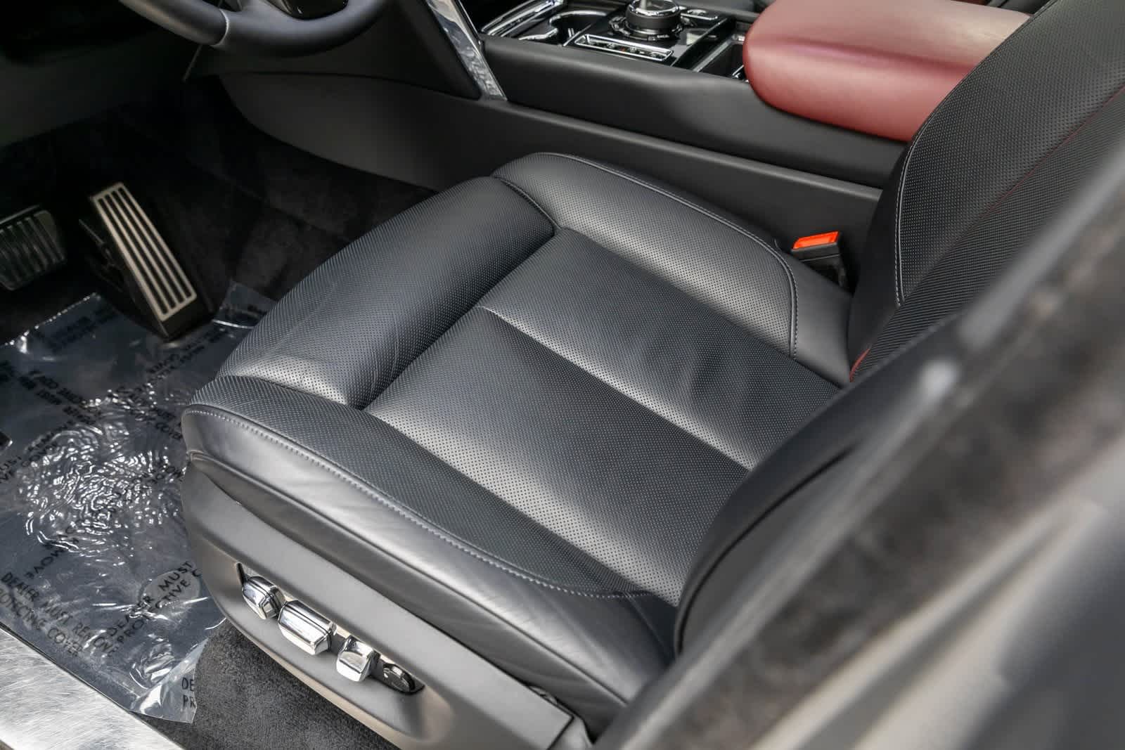 Thumbnail: 2022 Rolls-Royce Cullinan - 13