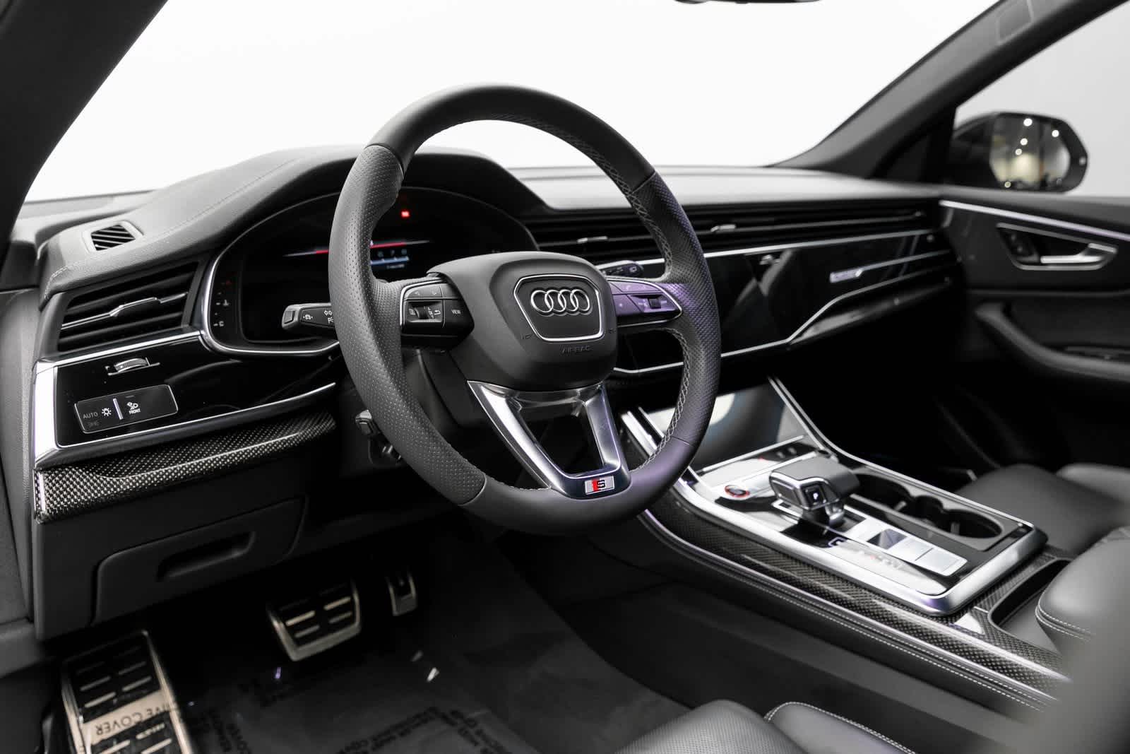 Thumbnail: 2023 Audi SQ8 - 2