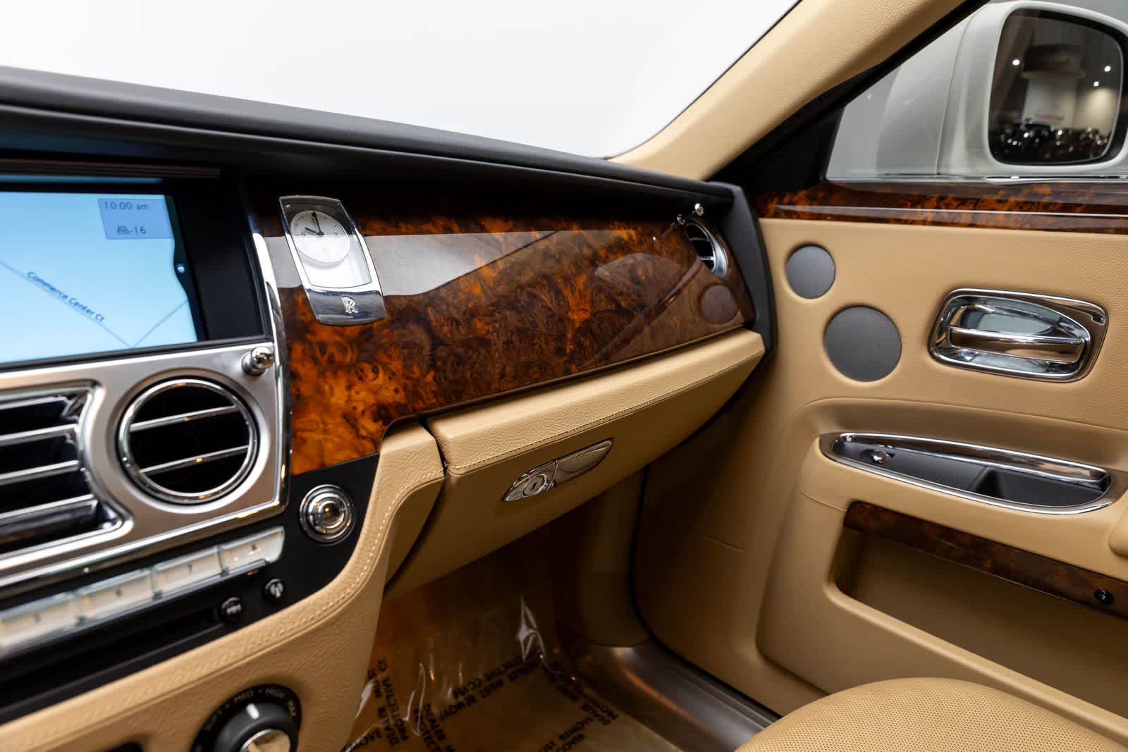 Thumbnail: 2011 Rolls-Royce Ghost - 25