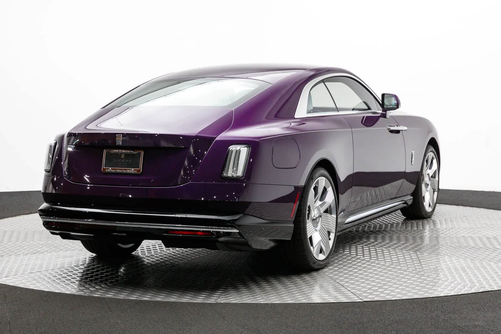 2024 Rolls-Royce Spectre Base 2