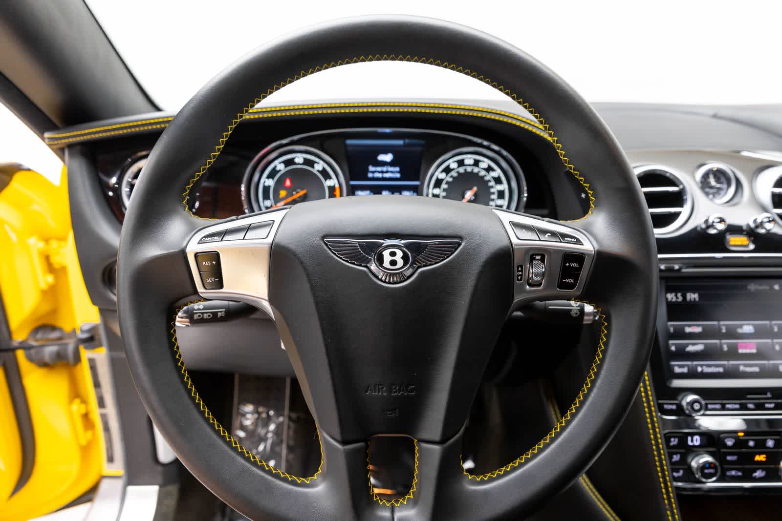 Thumbnail: 2014 Bentley Continental - 17