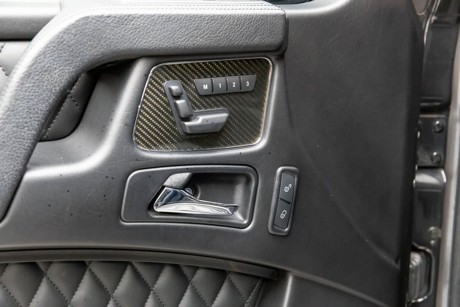 Thumbnail: 2014 Mercedes-Benz G-Class - 27