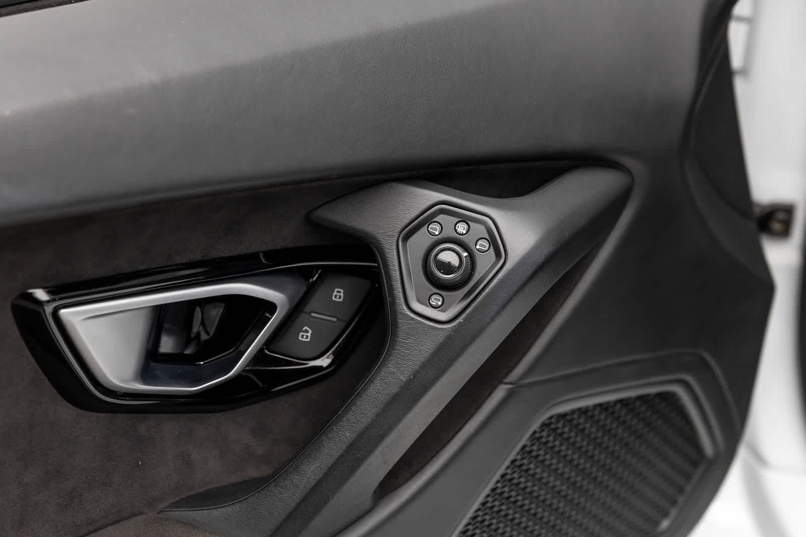Thumbnail: 2020 Lamborghini Huracan - 23
