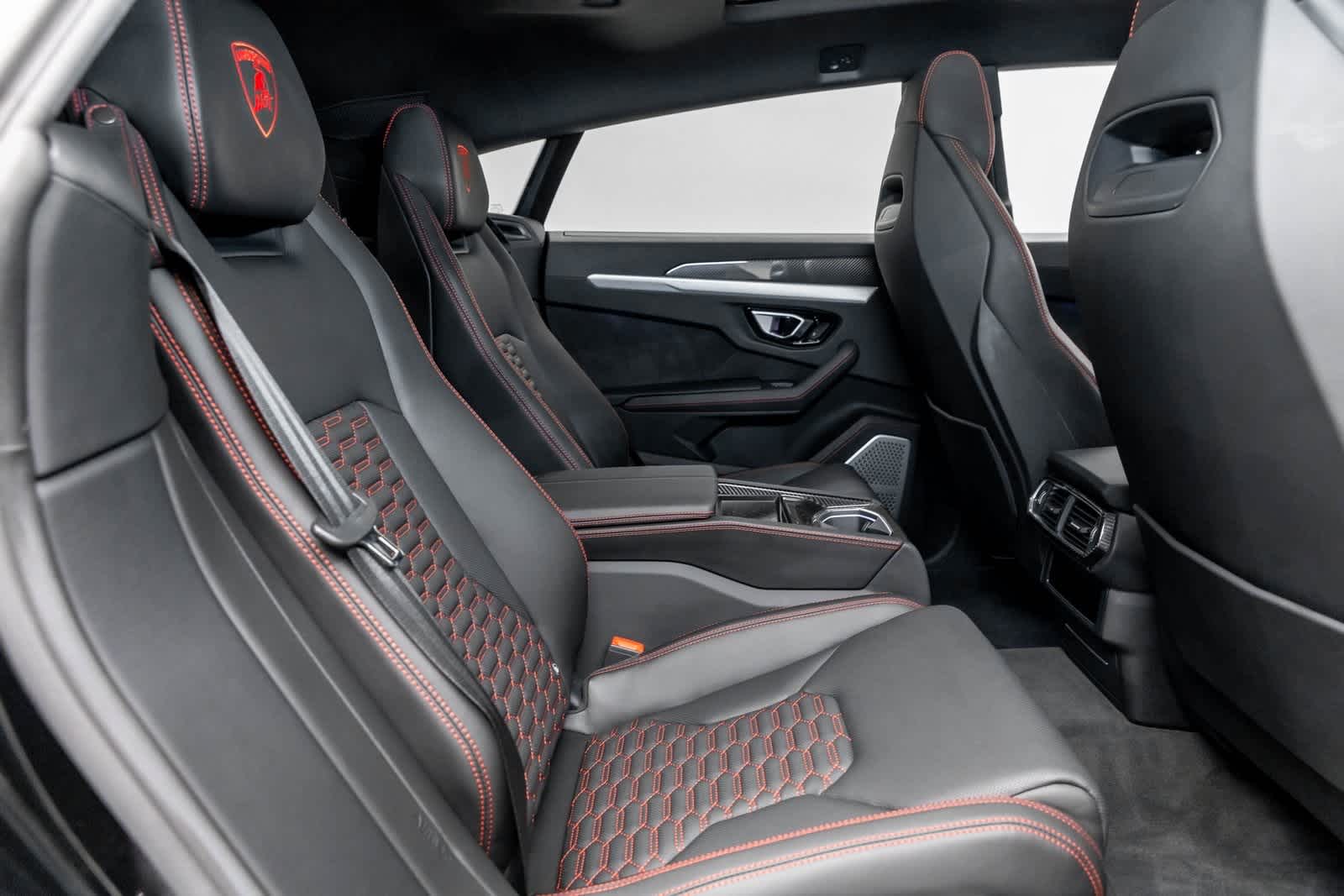 Thumbnail: 2020 Lamborghini Urus - 12