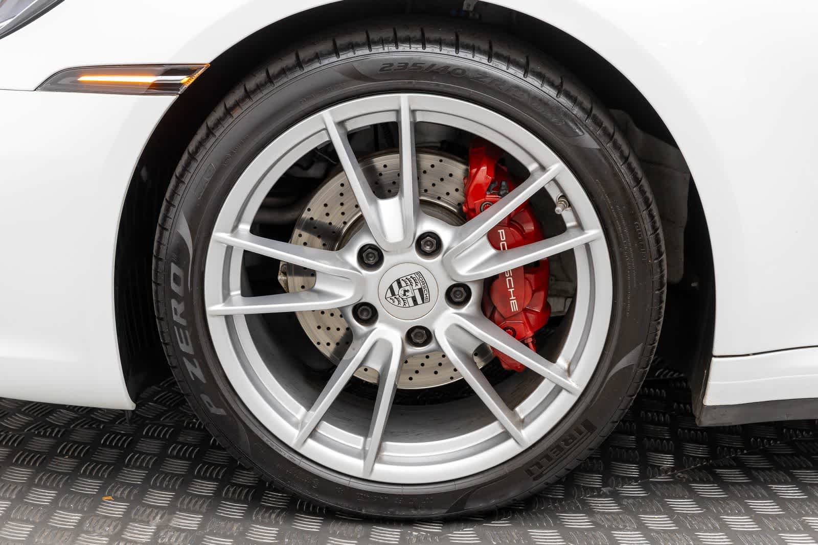Thumbnail: 2020 Porsche 911 - 8