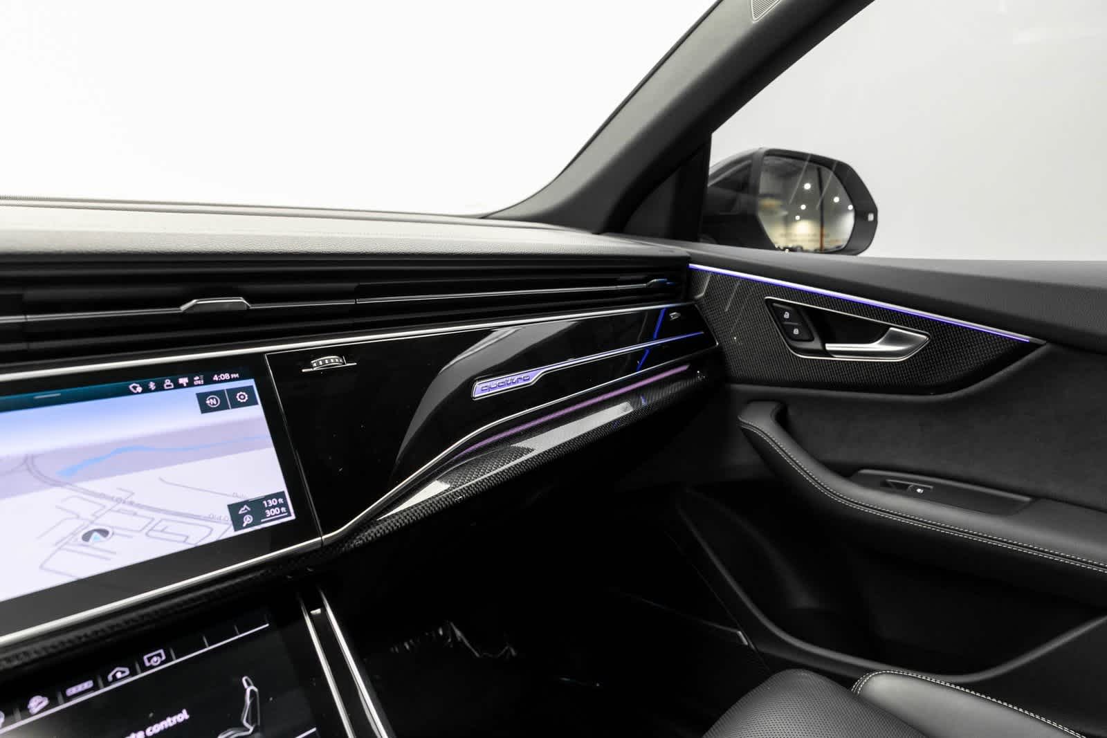 Thumbnail: 2023 Audi SQ8 - 32