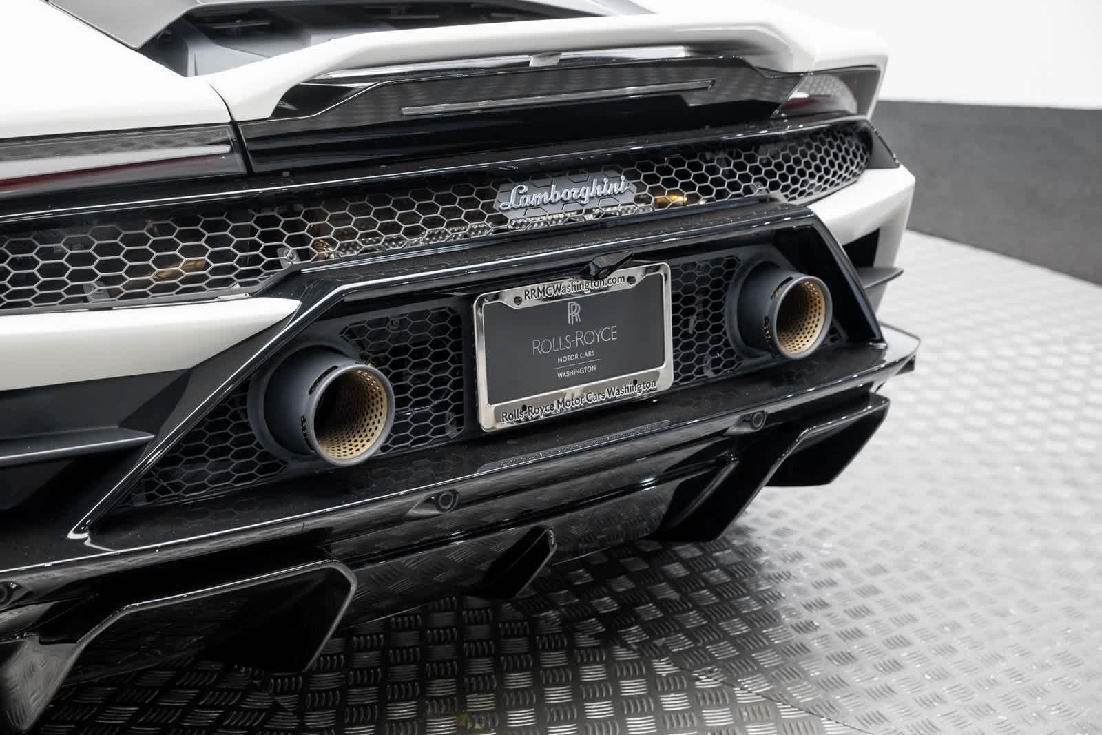 Thumbnail: 2022 Lamborghini Huracan - 40