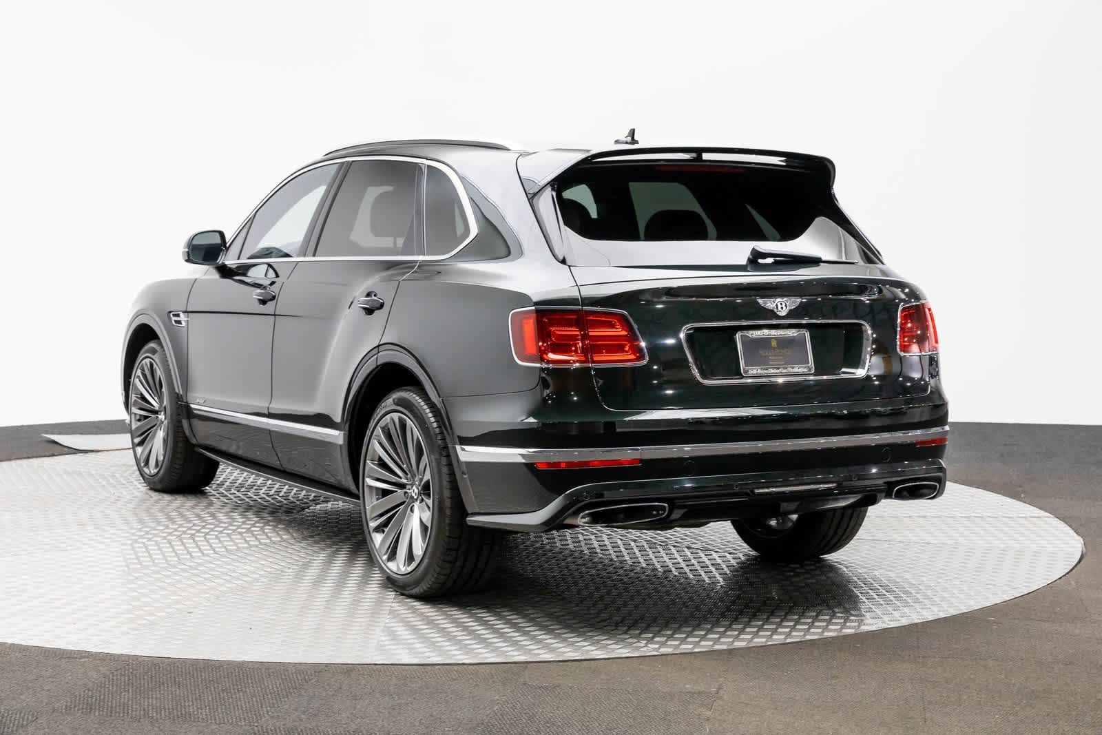 Thumbnail: 2020 Bentley Bentayga - 4