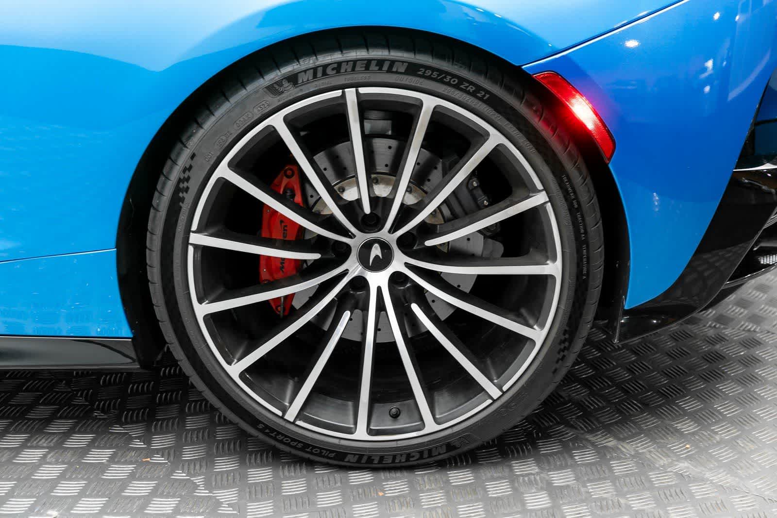 Thumbnail: 2020 Mclaren GT - 38