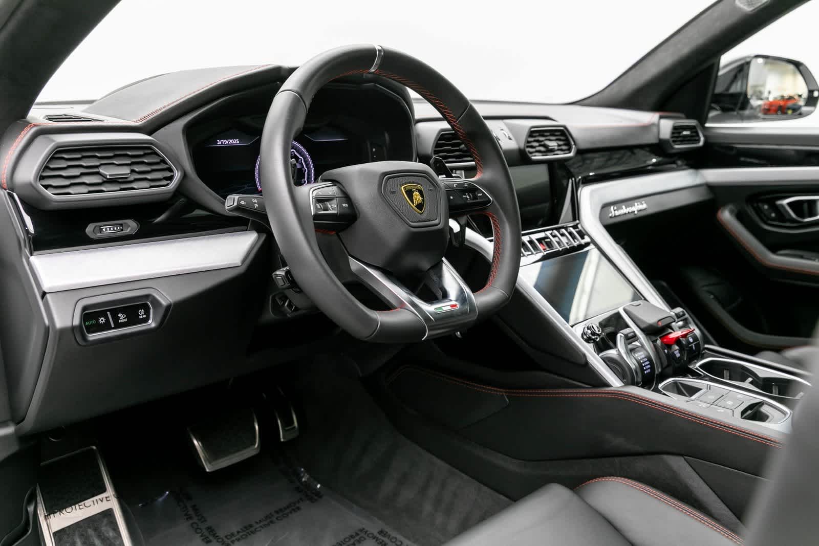 2021 Lamborghini Urus S 2