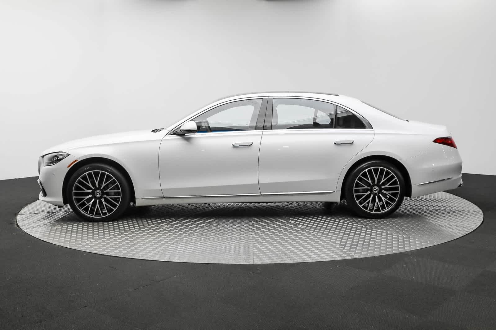 Thumbnail: 2024 Mercedes-Benz B-Class - 3
