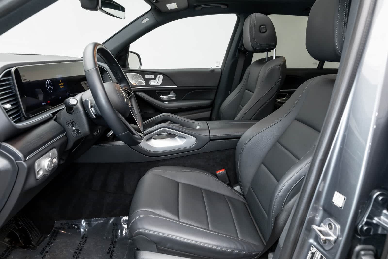 Thumbnail: 2025 Mercedes-Benz GLE - 11